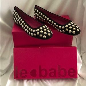 Le Babe Black Velour Studded Flats. Size 38/8
